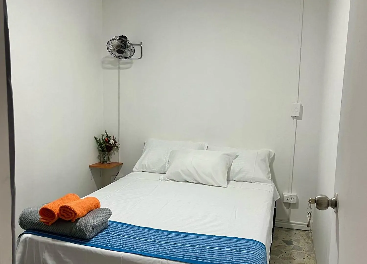 Entre Jardines Apartment Medellin Homestay